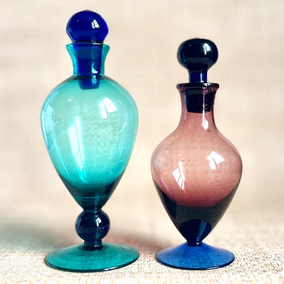 Vintage Hand Blown Glass Perfume Bottles Mini Decanters Apothecary Vanity Empoli - Picture 2 of 9